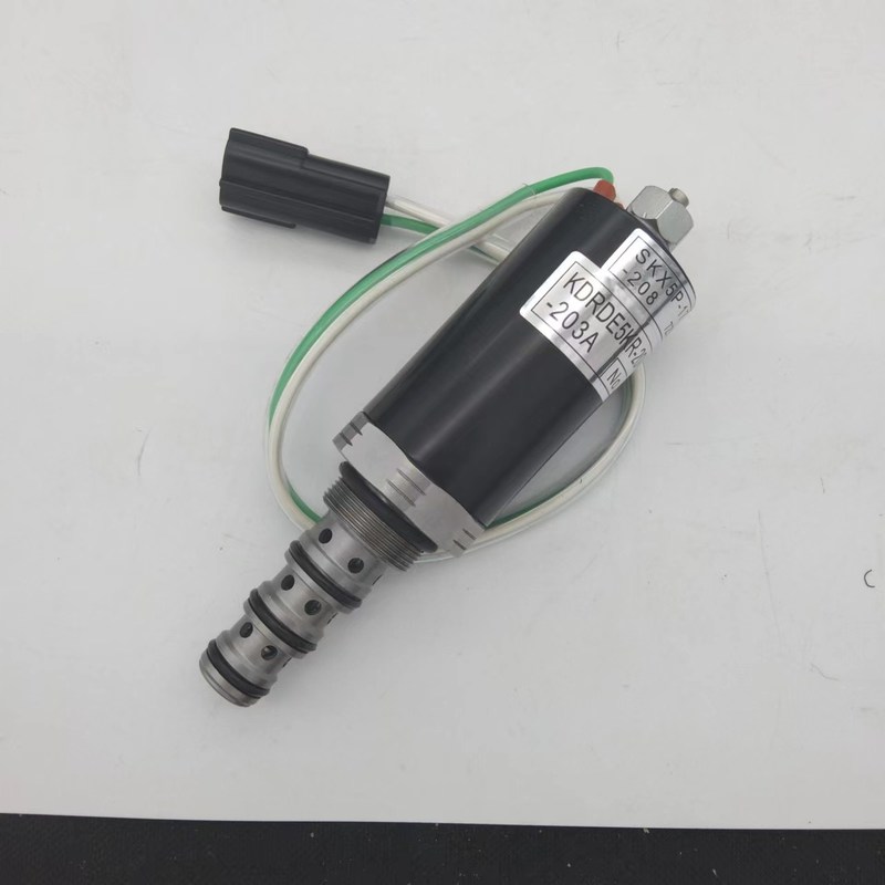 SK200-6 SK200-3 DH200-7 EC210のためのKDRDE5KR-20 40C07-203Aの油圧ポンプの電磁弁