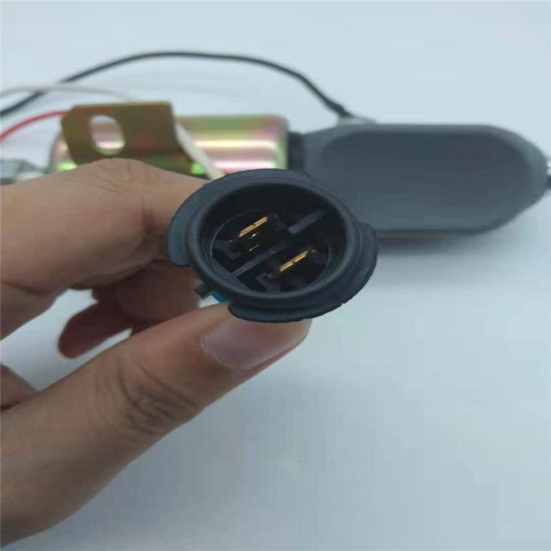 Kubota ShangChaiエンジンの積込み機の掘削機のために適した電磁弁SD-007を停止しなさい