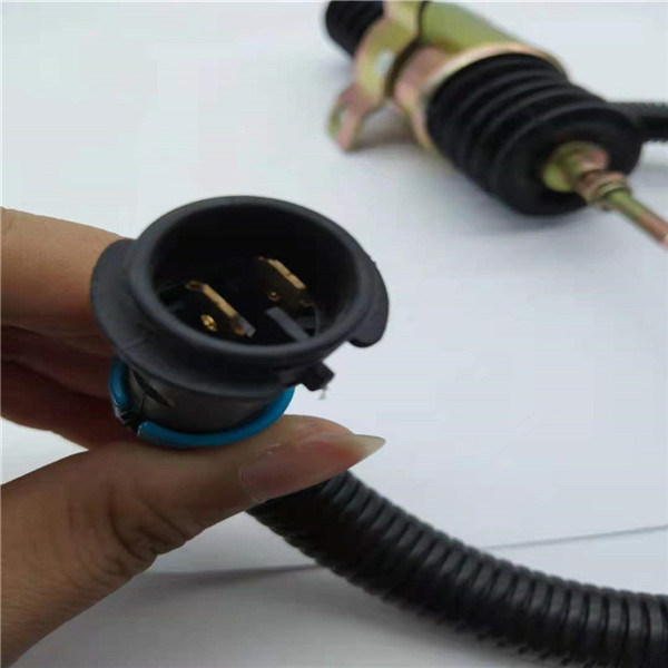 LongGongの積込み機DEUTZ WP6/226B/WO6エンジンのための13034654の停止電磁弁適合
