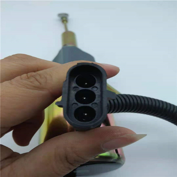 Cumminsの掘削機のディーゼル燃料5.9LエンジンのためのSA-4697-12停止電磁弁適合