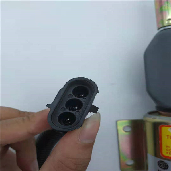 Cummins小松の掘削機のエンジン部分24Vのための3926412の停止電磁弁適合