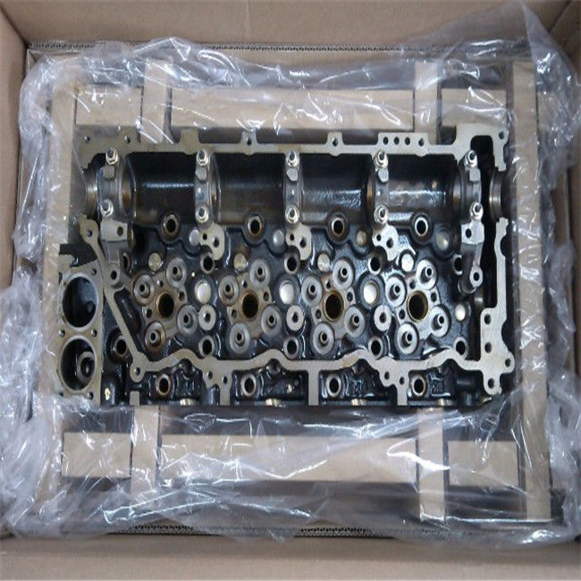8-98170617-1 ZX200-3掘削機のエンジン部分のための4HK1シリンダー ヘッド適合